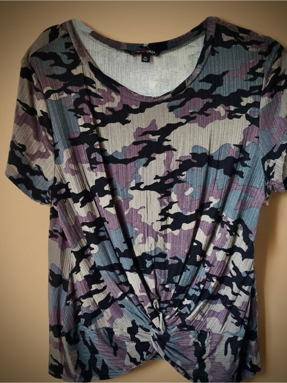 Camo Twist-Front Short Sleeve Tee